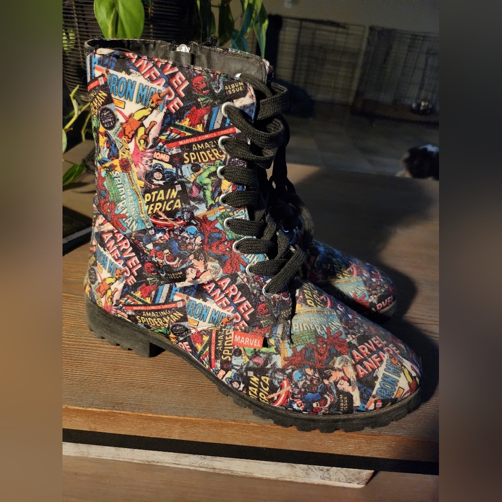 Marvel Comic print combat boots size 9.